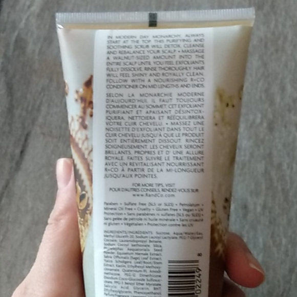 R+CO Scalp Scrub - Picture 3 of 3